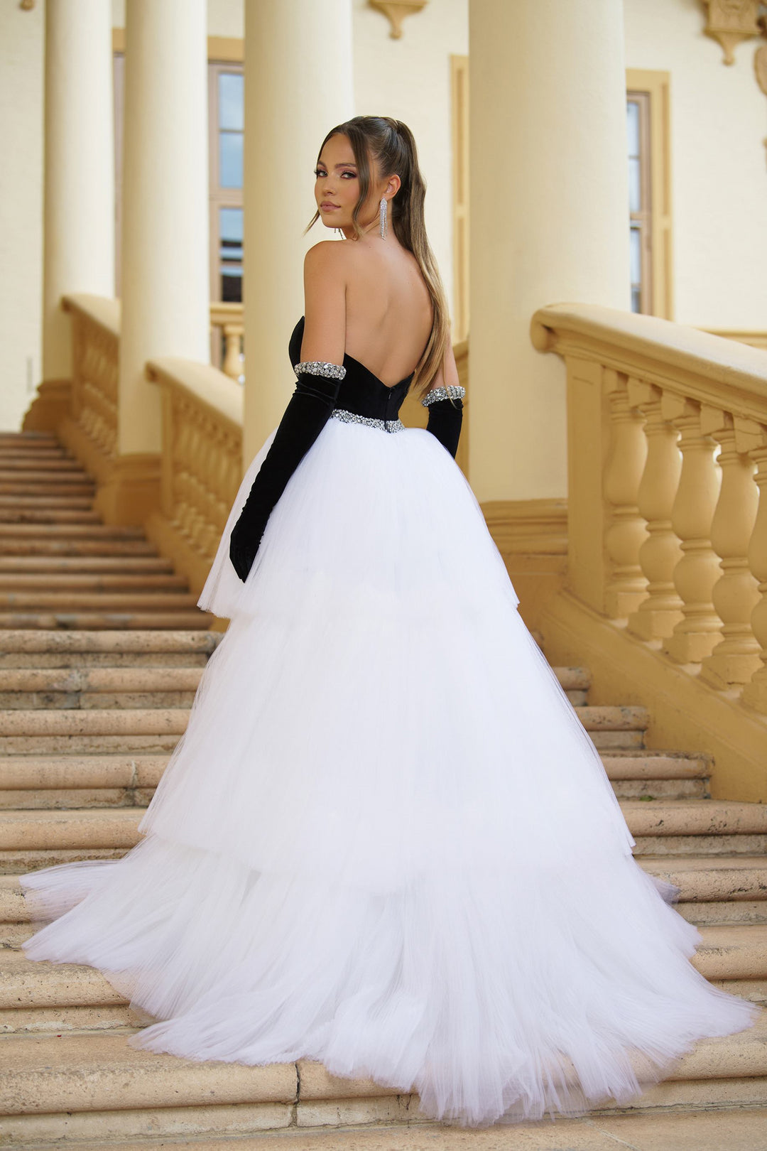 آفا بريسلي 28601