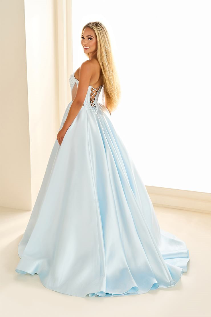 Ellie Wilde EW36025