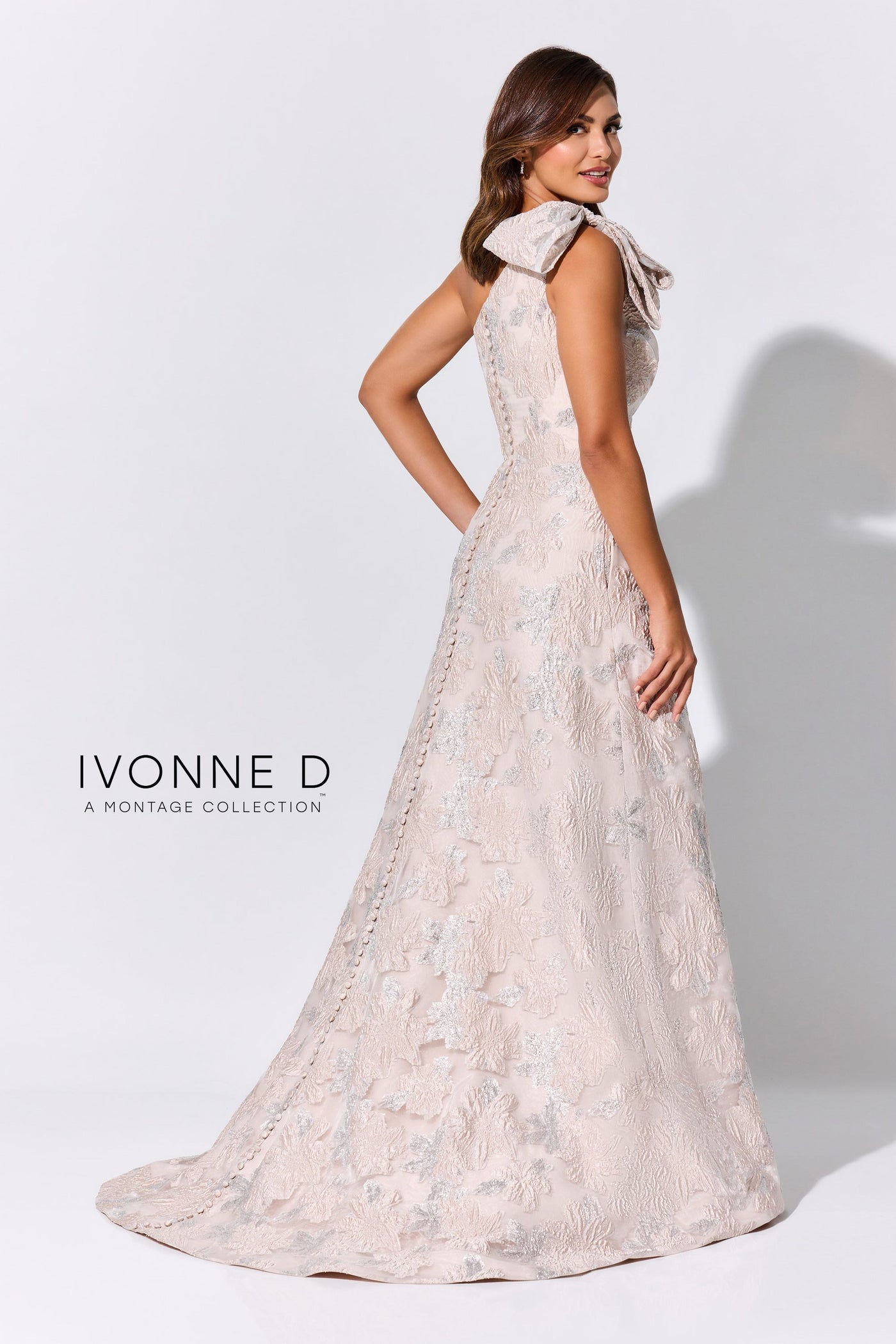 Ivonne D ID326