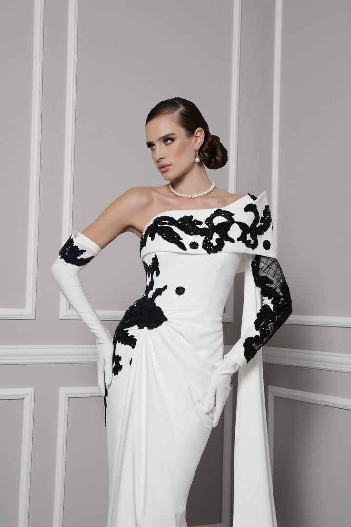 MNM Couture F02803