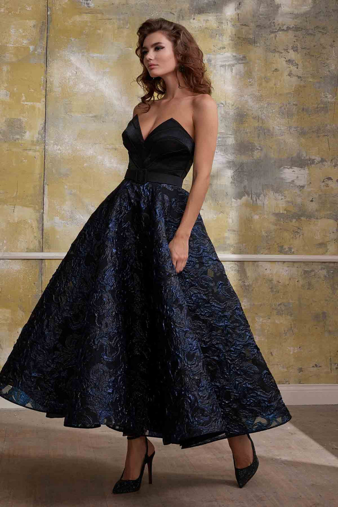 MNM Couture N0572