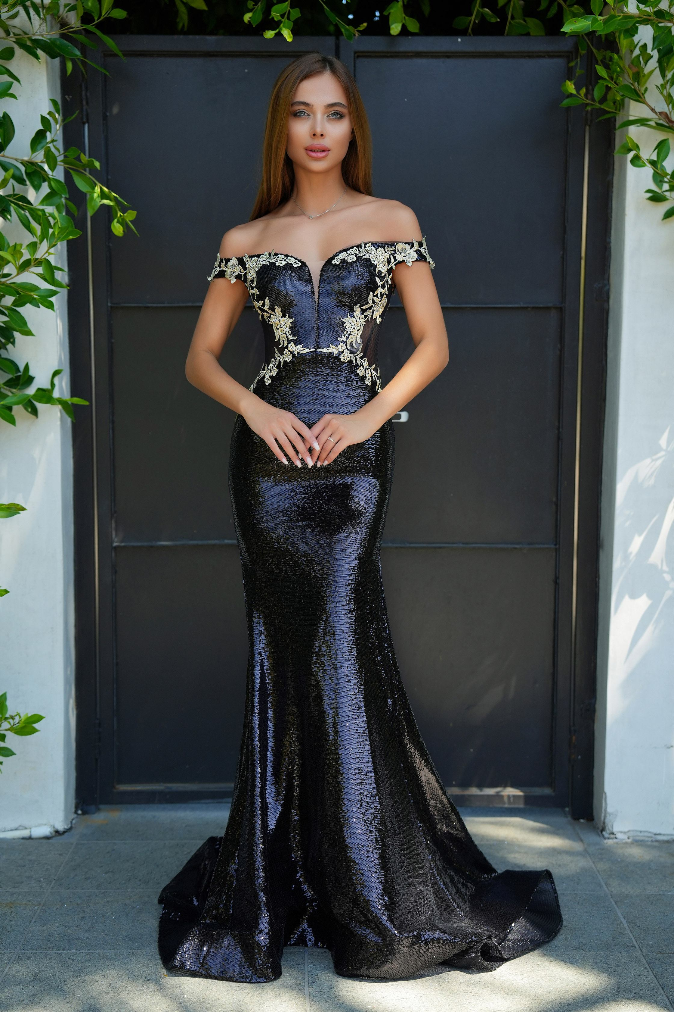 Mesmerizing Cocktail Dress: Portia and Scarlett's Enchanting Creation