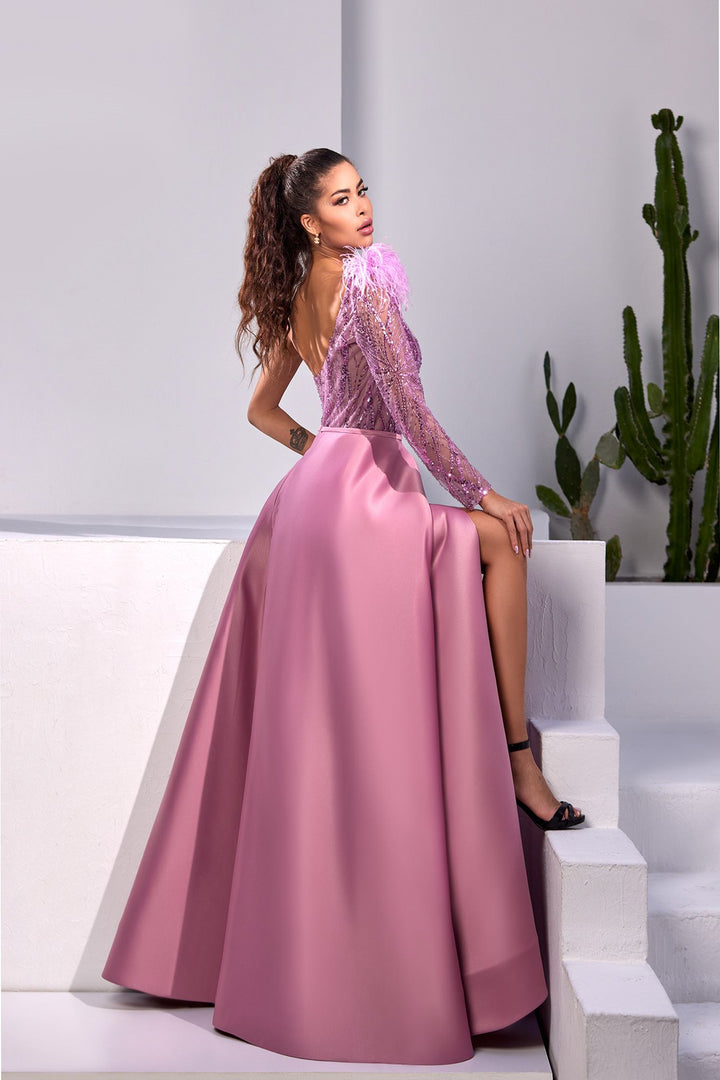سارة بدر CR0043