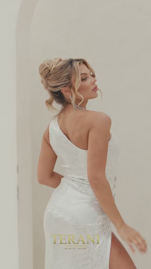 Terani Couture 241P2137