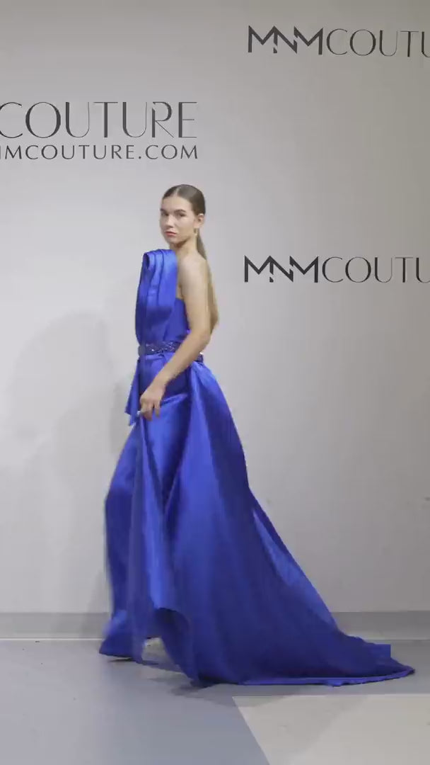 MNM Couture V07353