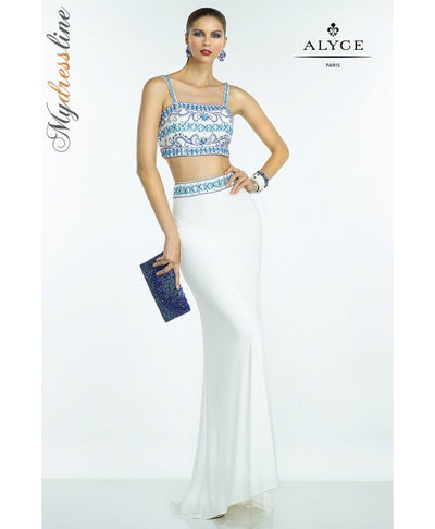 Rock The Night With These Amazing Homecoming Dresses!