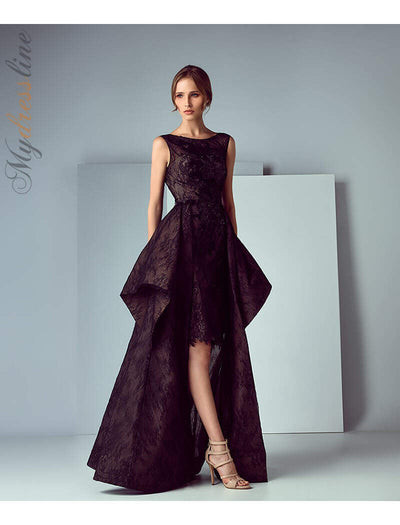 BEAUTY OF LONG PROM DRESSES AND GOWNS IN ELEGANT MANNER