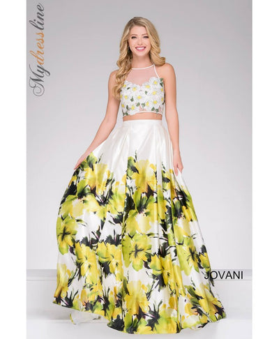 A Girl’s best friend eye-catching trend Floral Prints