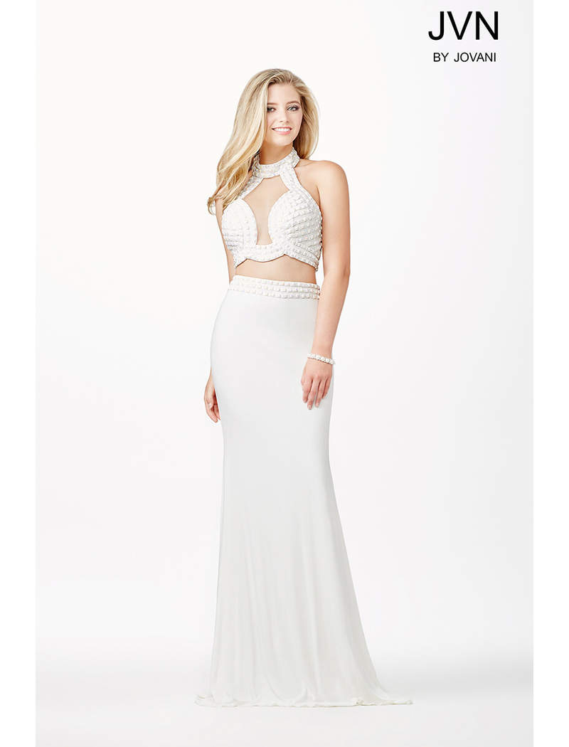 How to Dress Properly and White Outfit Long Dress Inspiration - Mydressline