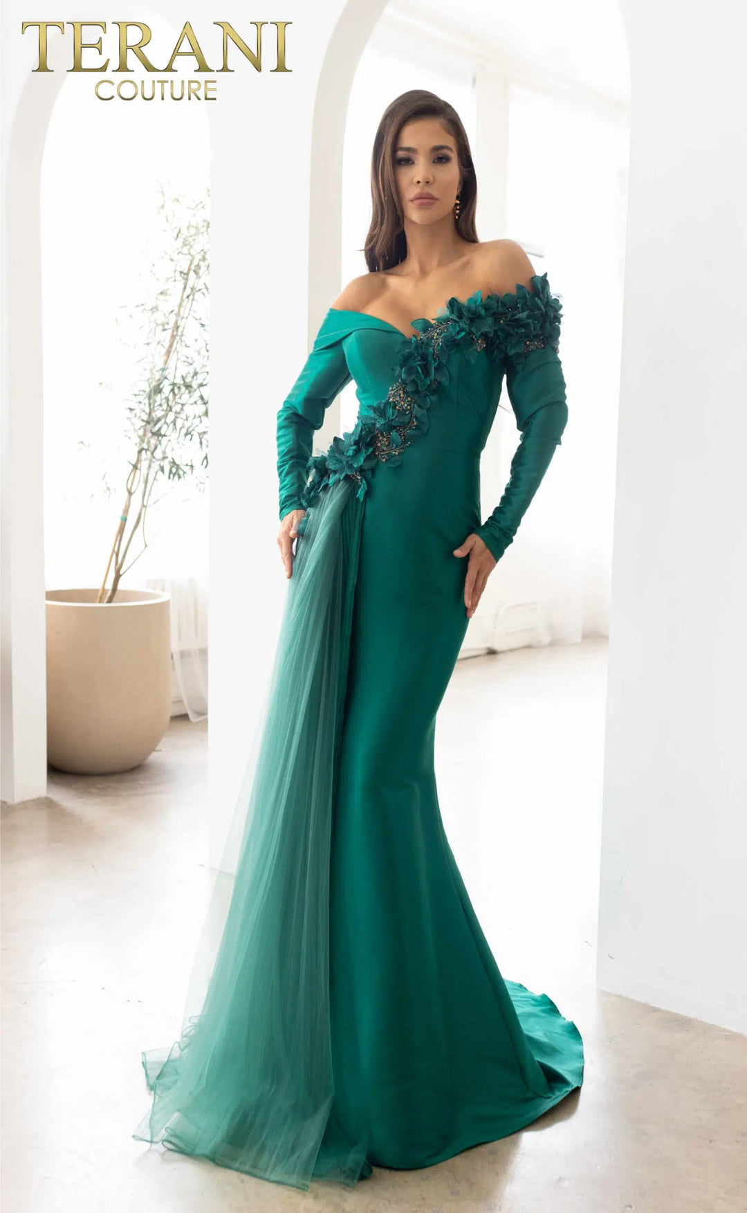 Terani Couture 241m2759