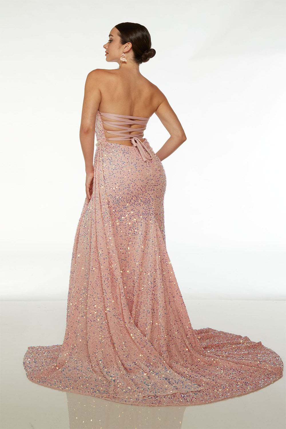 Alyce61537