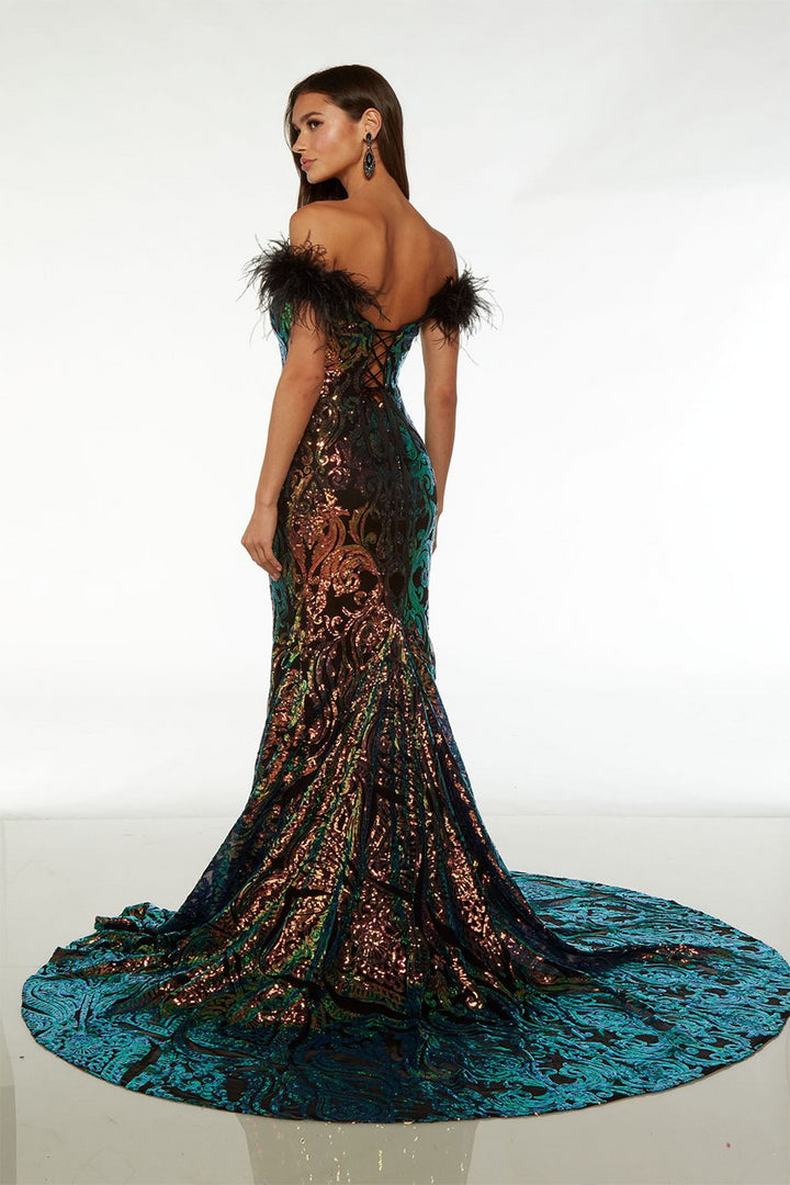 Alyce61595