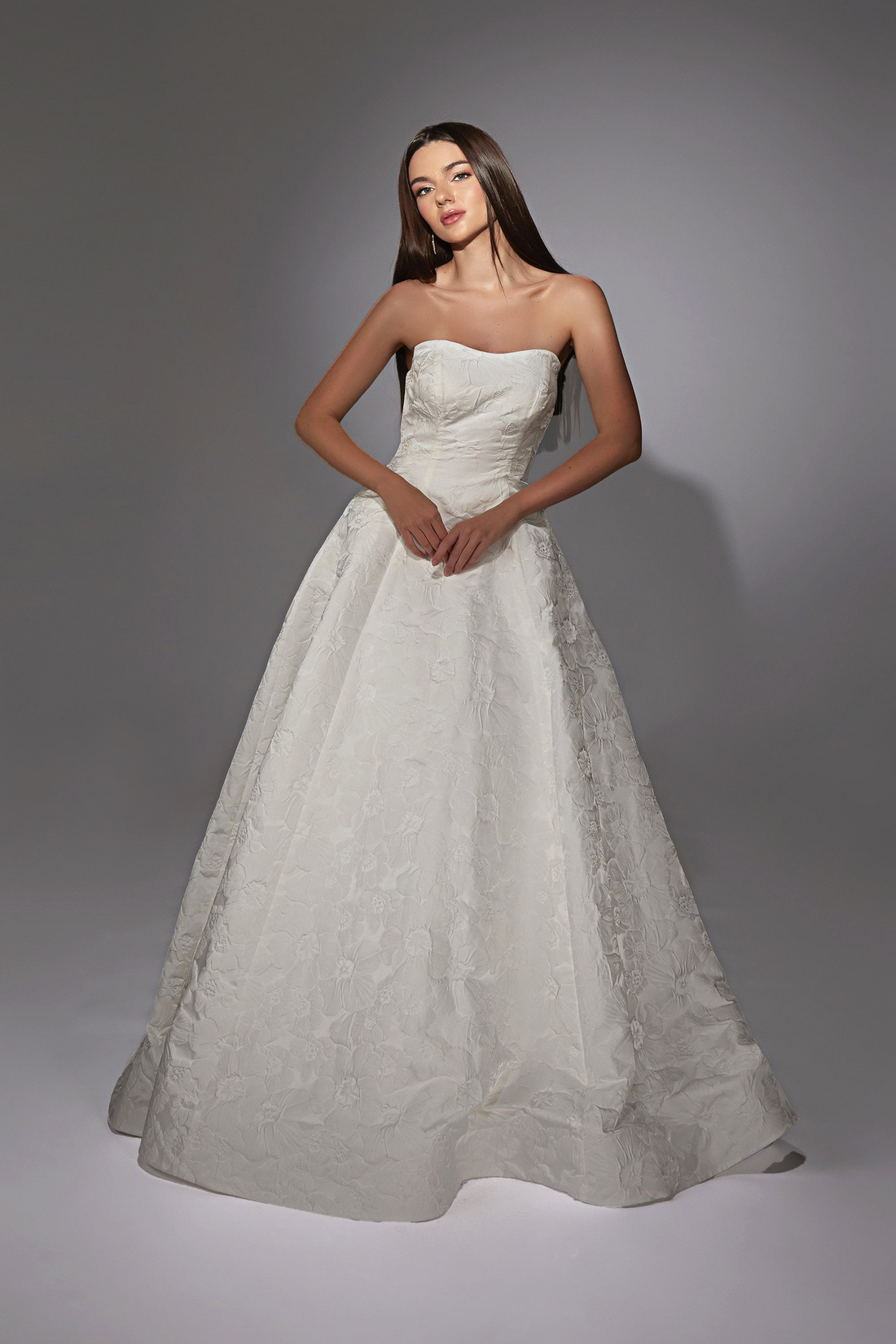 أليس 7155 – Alyce 7155 Silk Jacquard Ball Gown for Bridal Elegance