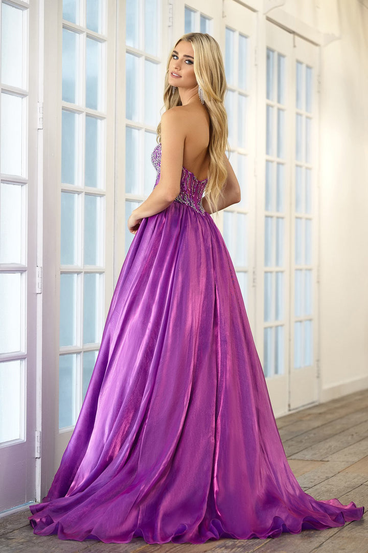 Ava Presley 28588
