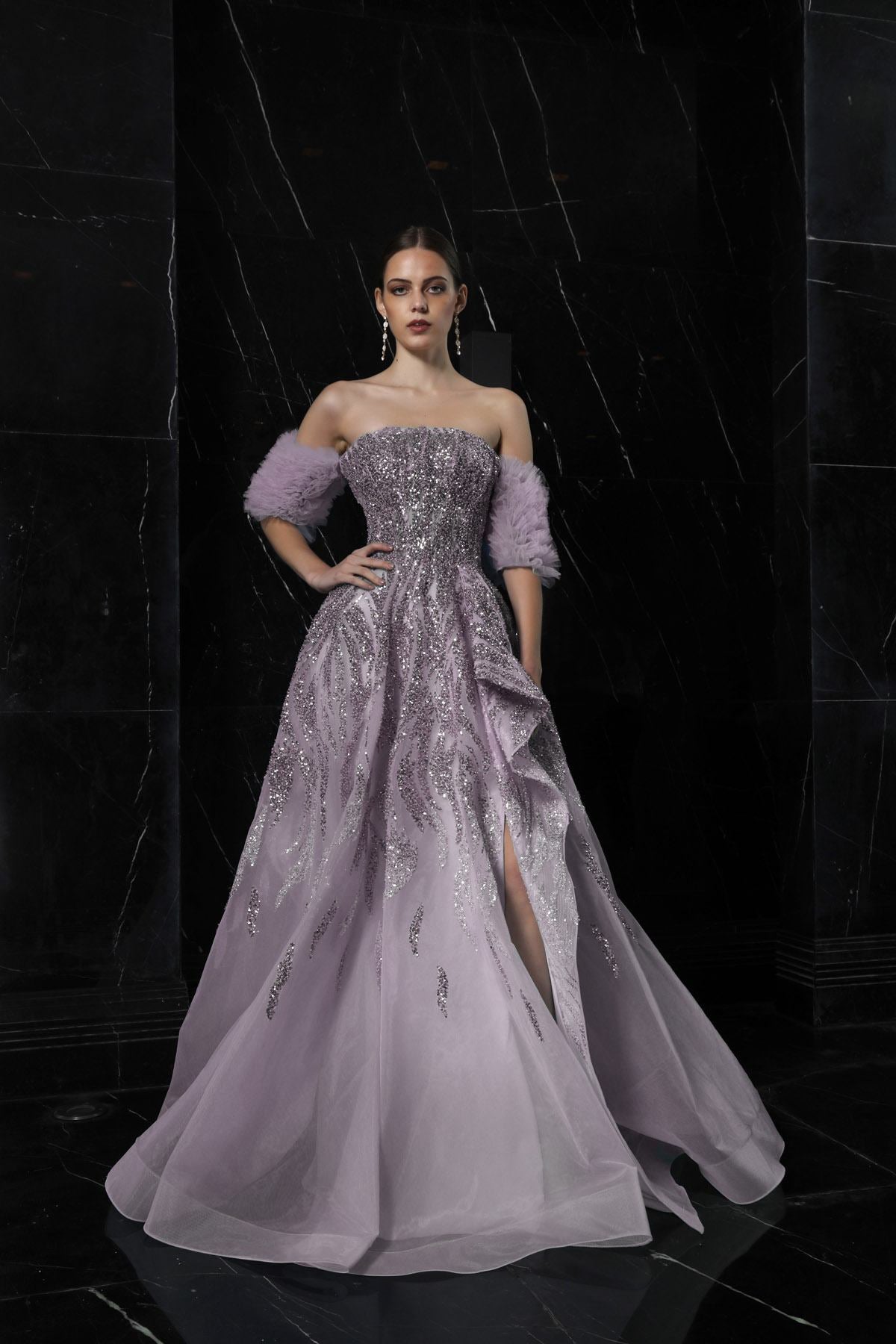 美品【ZOZOTOWN限定色】volume soft tulle dress L214009 Soft Tulle Long Bridesmaid Dress with V-Neckline