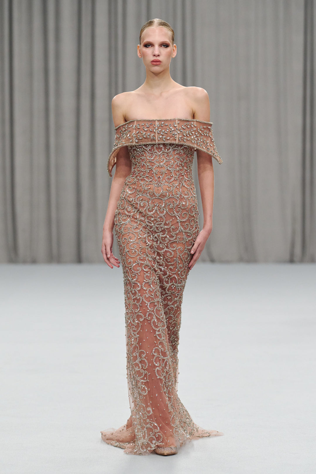 Chic and Holland HF110498