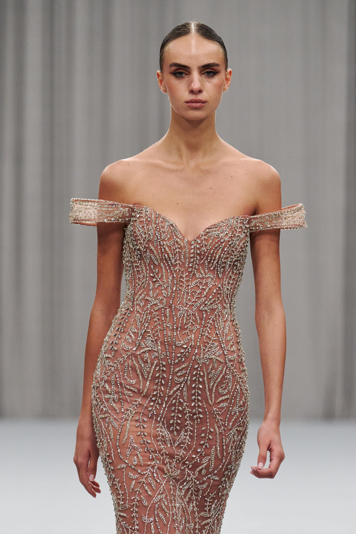 شيك اند هولاند اتش اف 110515