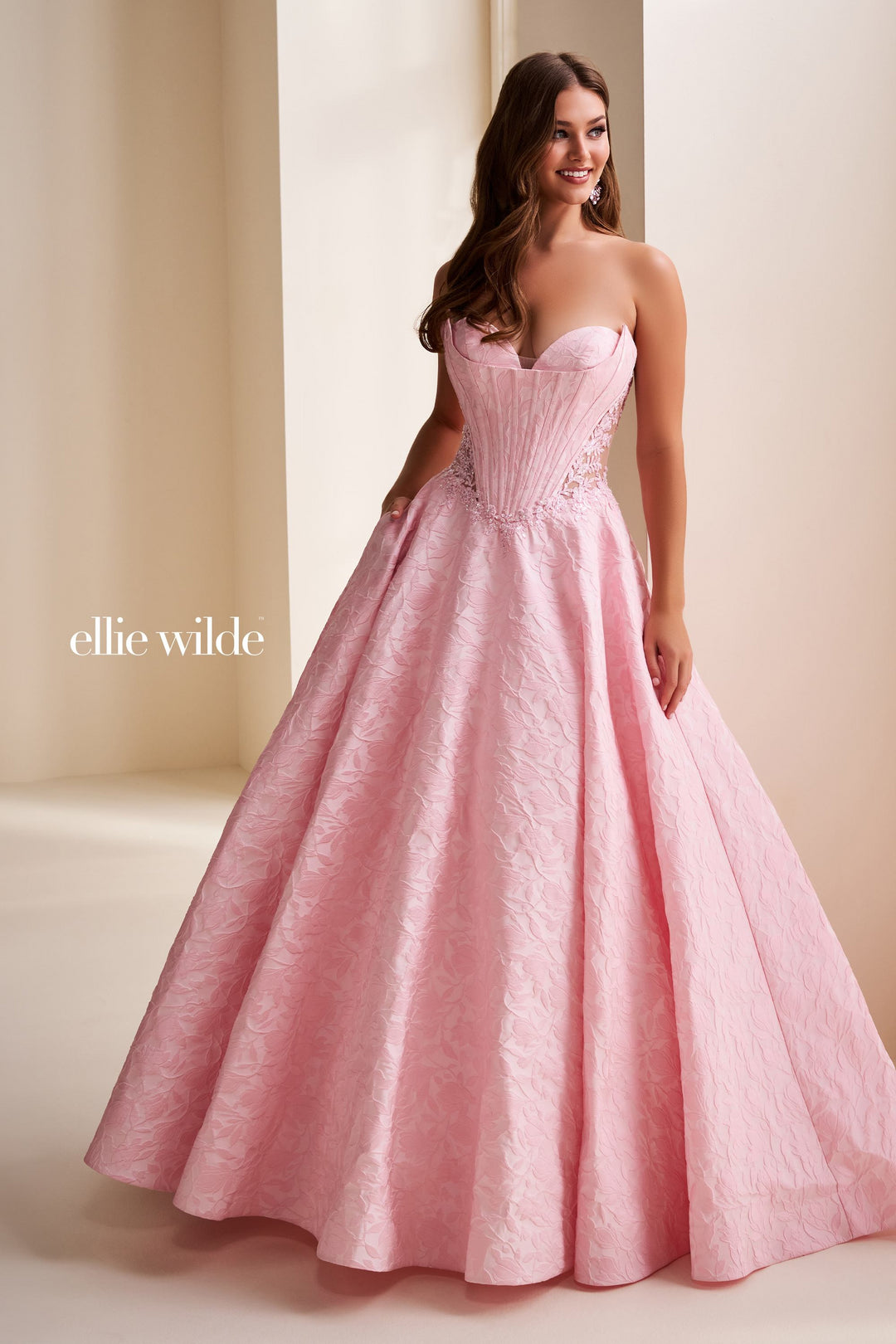 Ellie Wilde EW37080