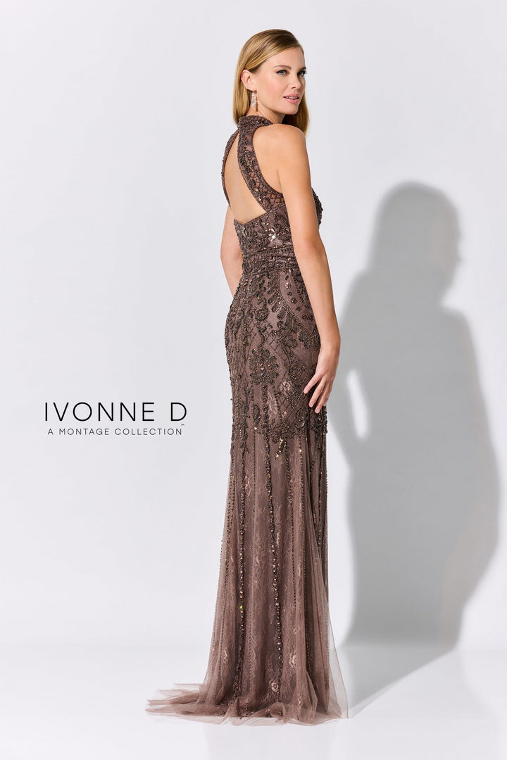 Ivonne D 218D27
