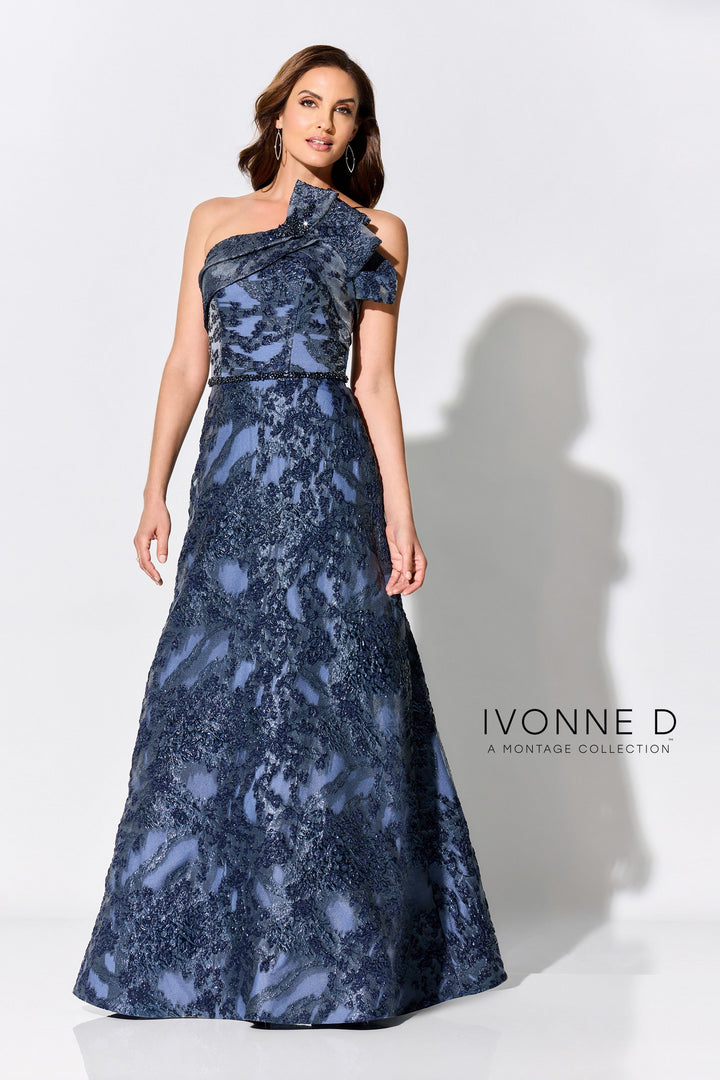Ivonne D ID304