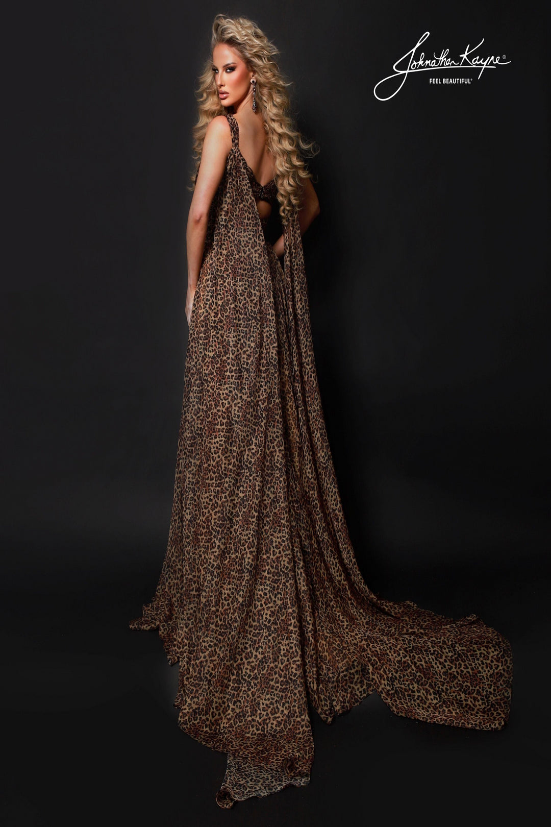 Johnathan Kayne 3318