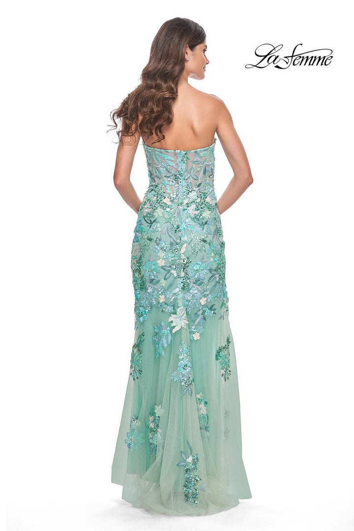 LaFemme32252