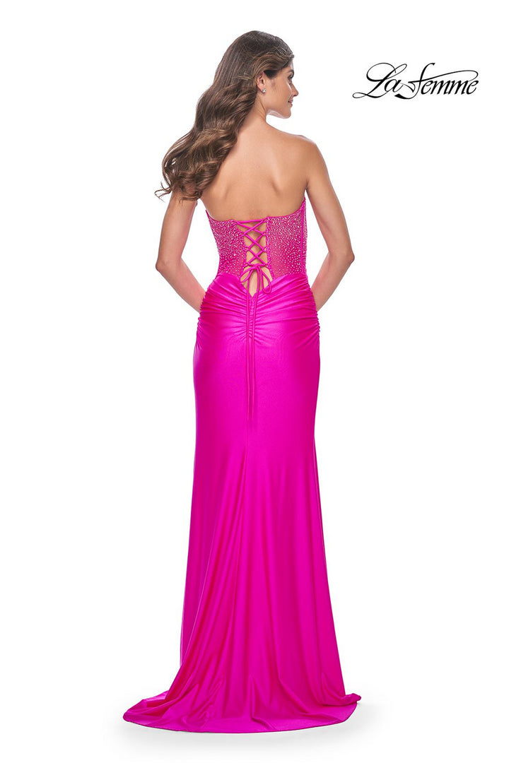 LaFemme32326