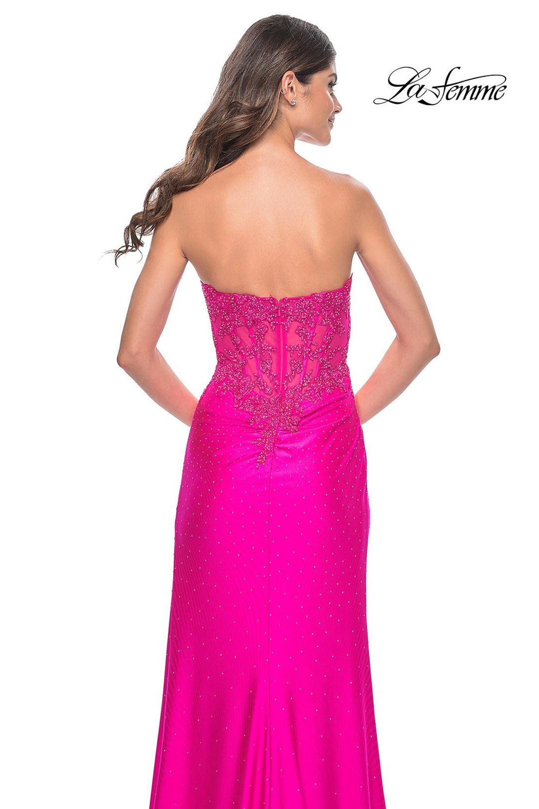 LaFemme32329