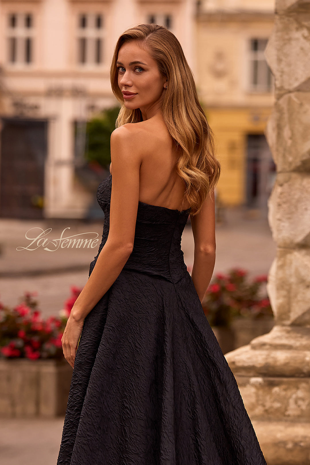 La Femme 32893
