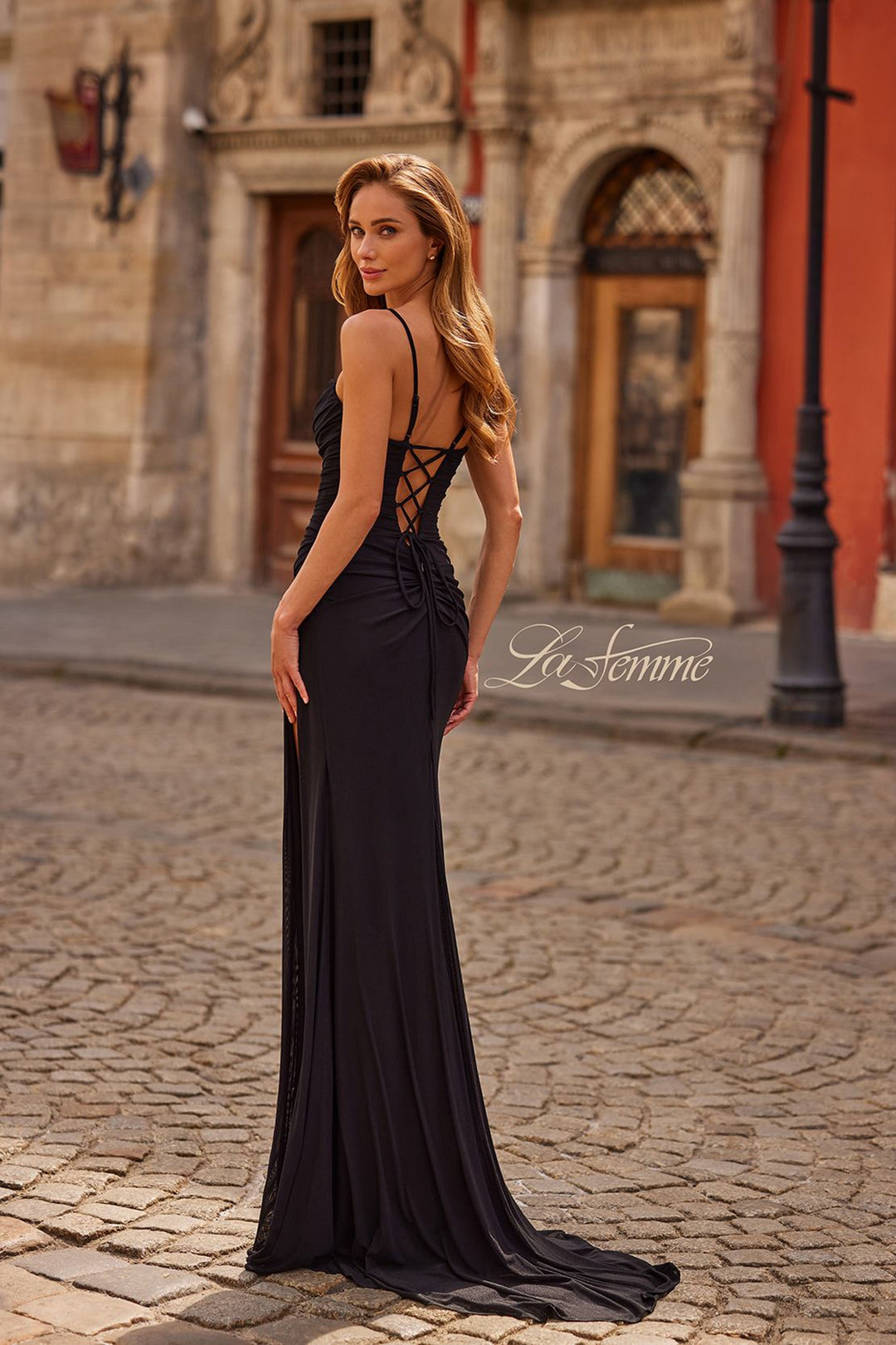 LaFemme33298