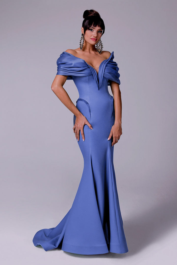 MNM Couture 2710