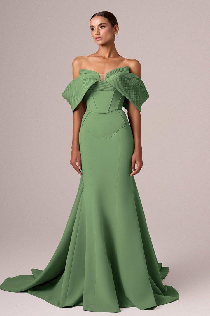 MNM Couture E0085