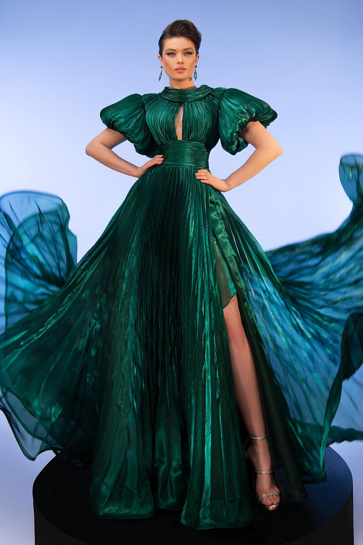 MNM Couture F02809