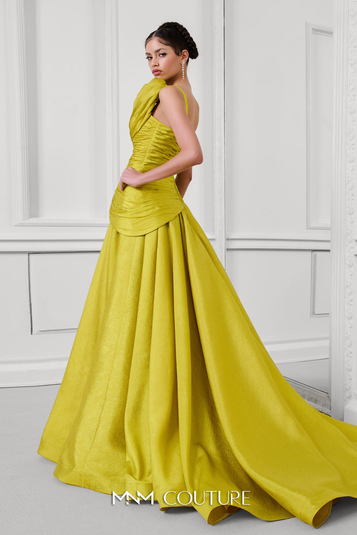 MNM Couture F02923