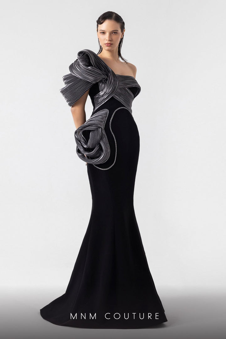 MNM Couture G1913