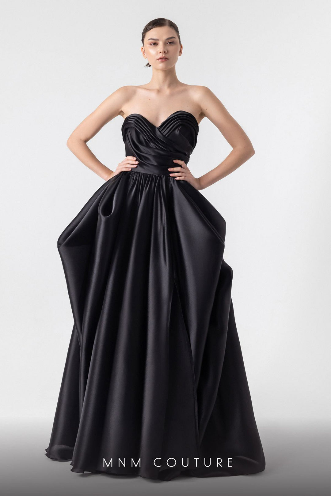 MNM Couture G1921