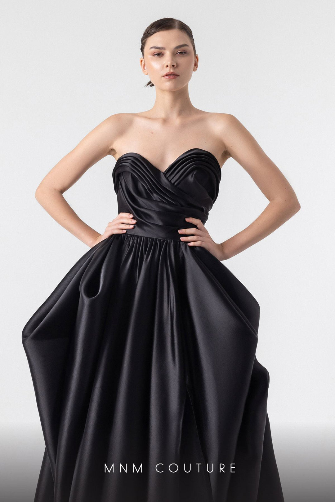 MNM Couture G1921