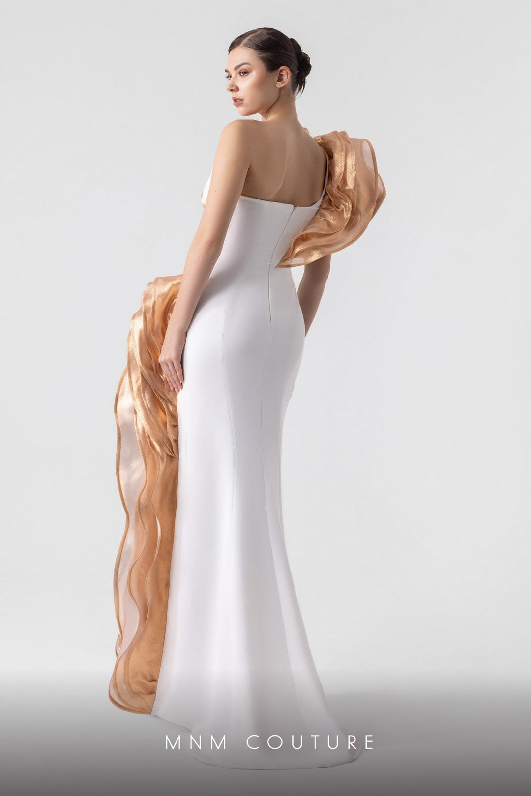MNM Couture G1925