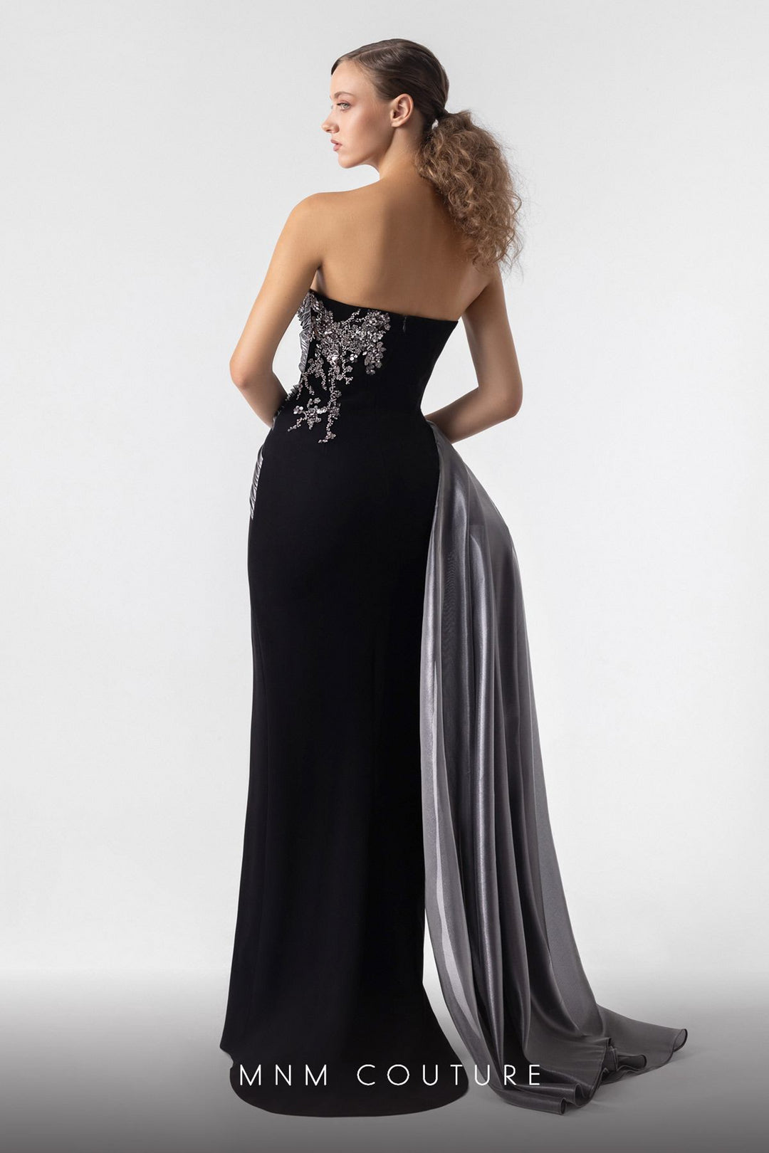 MNM Couture G1938