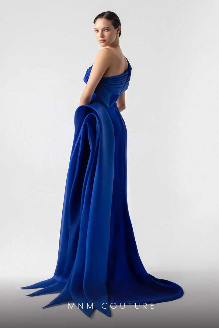 MNM Couture G1941