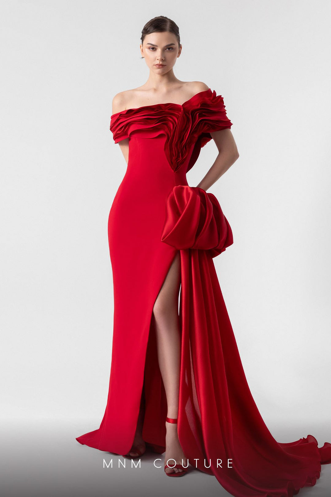 MNM Couture G1942
