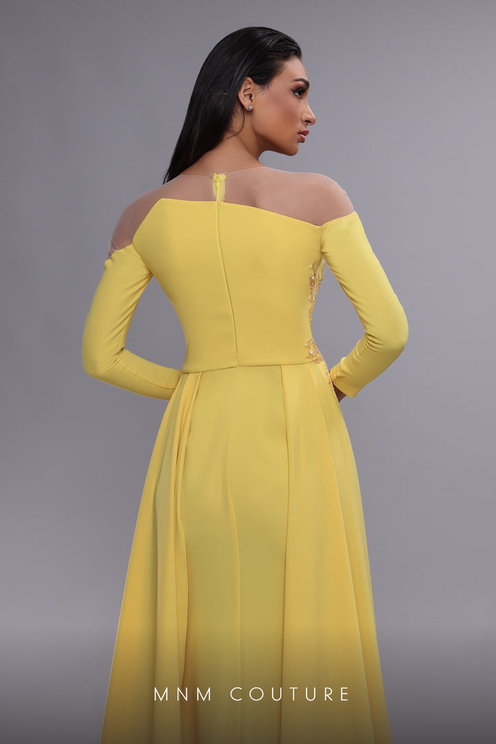 MNM Couture K4089