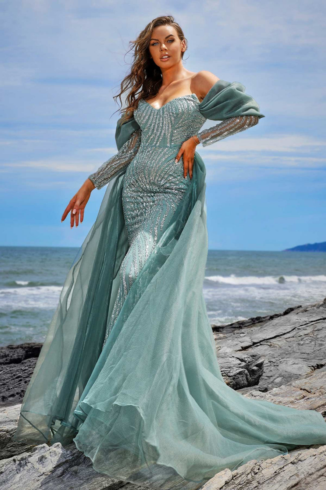MNM Couture M1051