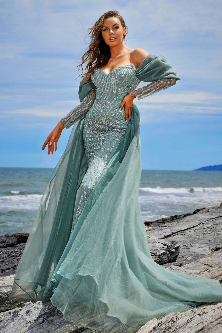 MNM Couture M1051