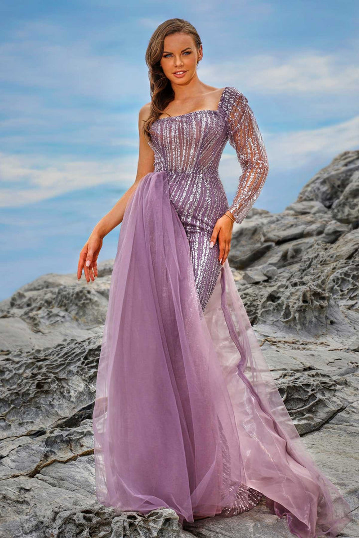 MNM Couture M1053