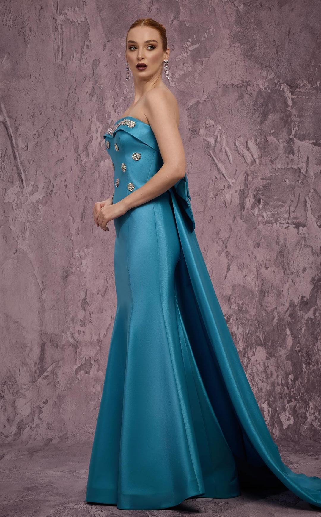 MNM Couture Q5574