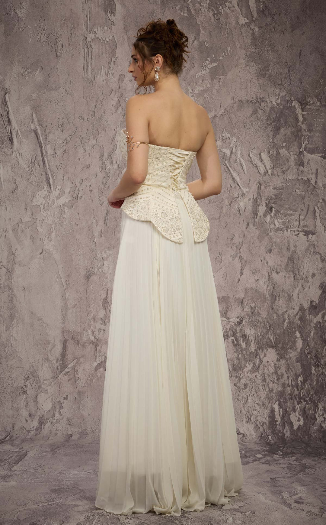 MNM Couture Q7715