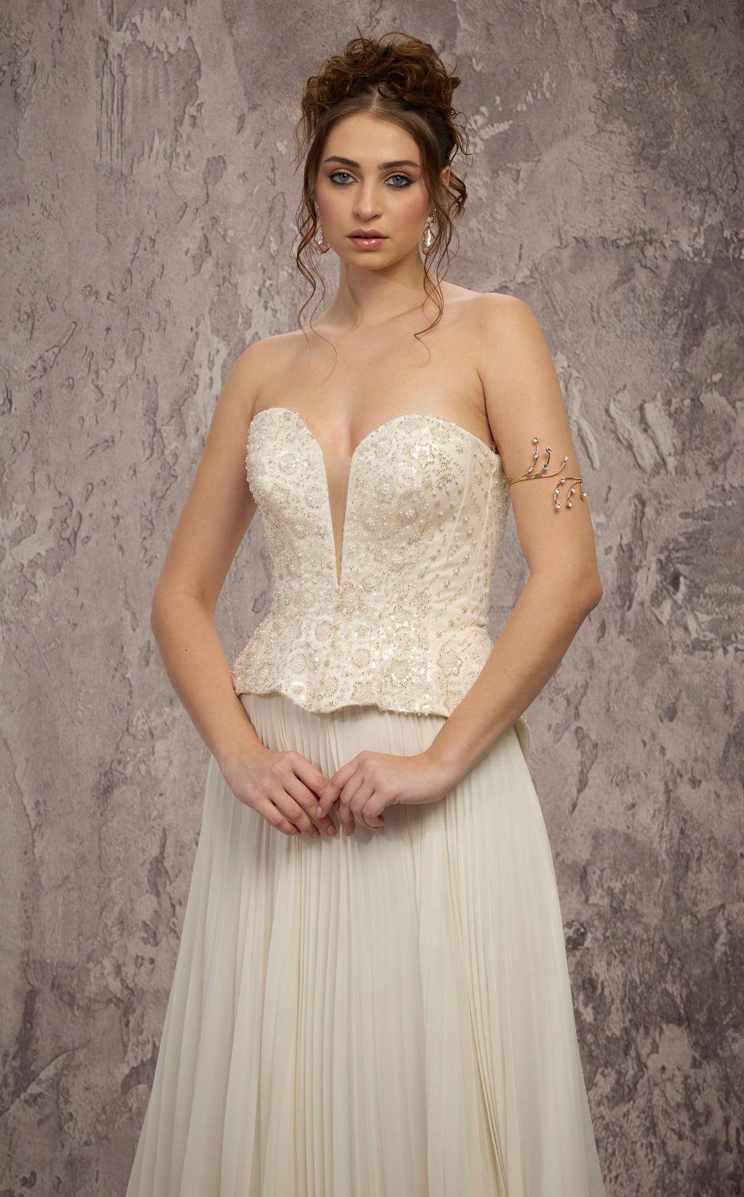 MNM Couture Q7715