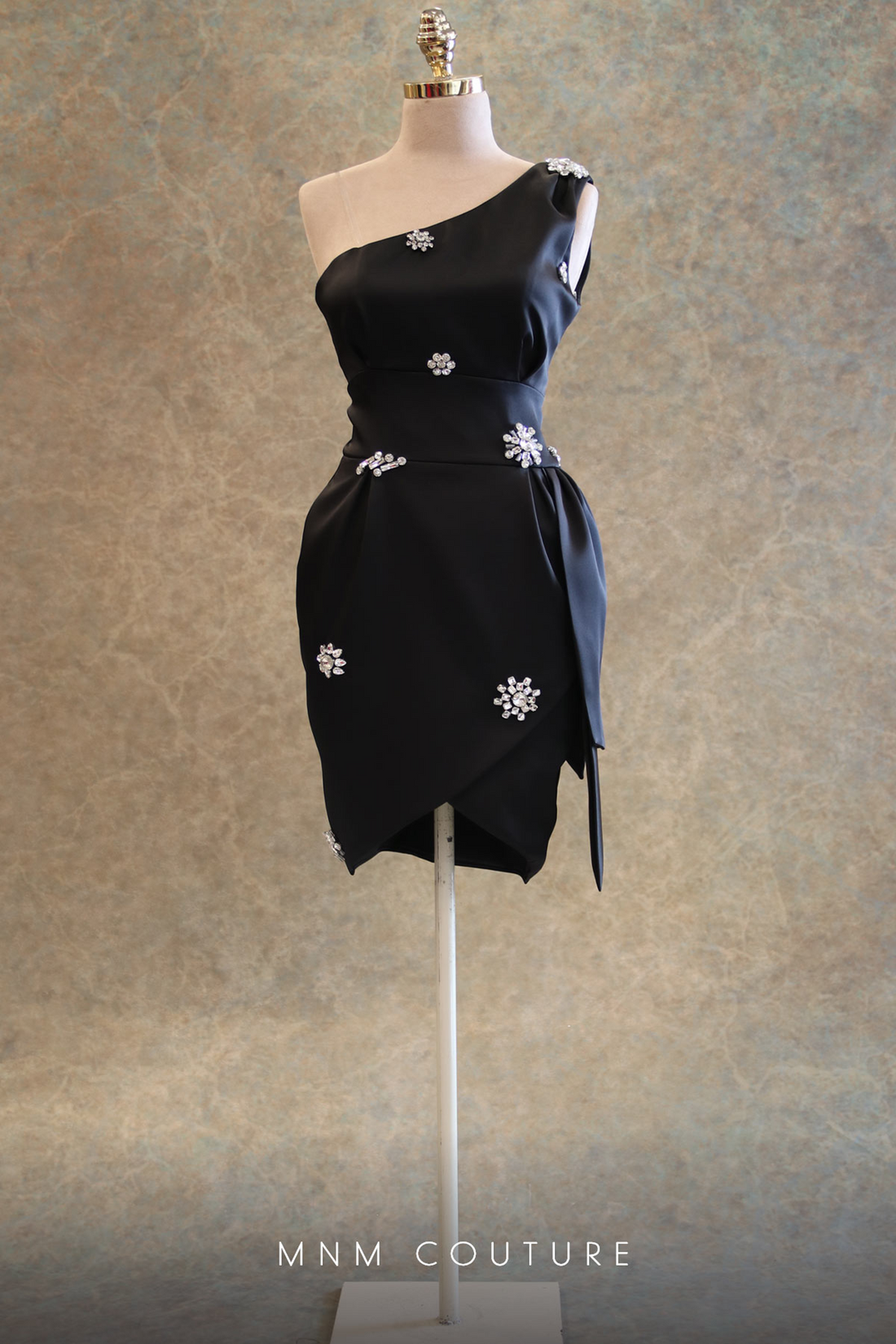 MNMCoutureV6433 – V6433 Dress: Unveil Your Radiance