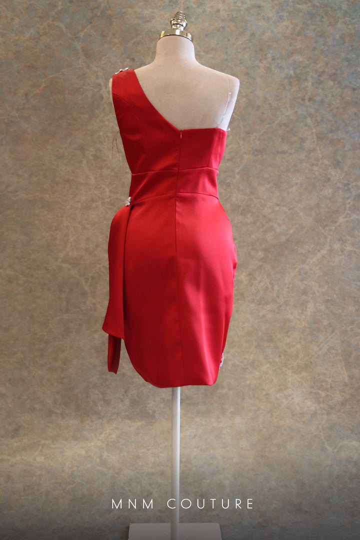 MNM Couture V6433